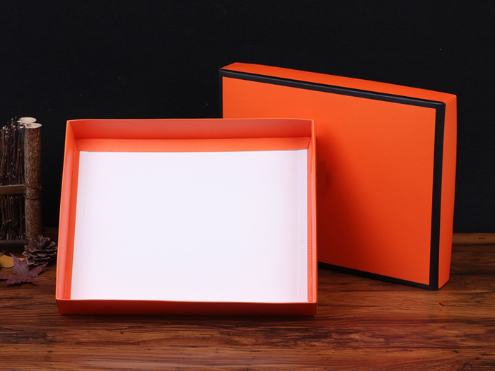 出口高端（duān）服飾盒案例